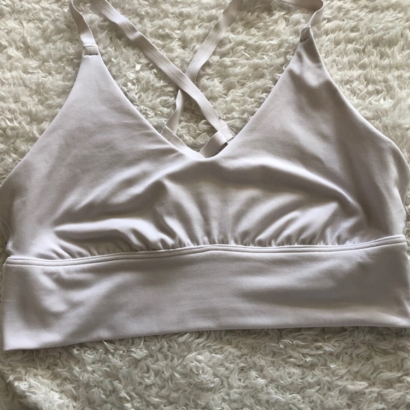 aerie Other - Aerie OFFLINE cross back white sports bra
